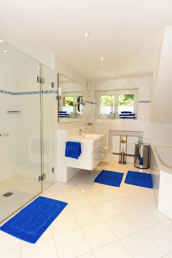 Ferienwohnung Am Kurpark -Wohnung 3,150Qm- Mit Lift การ์มิช-พาร์เทนเคียร์เชน ภายนอก รูปภาพ