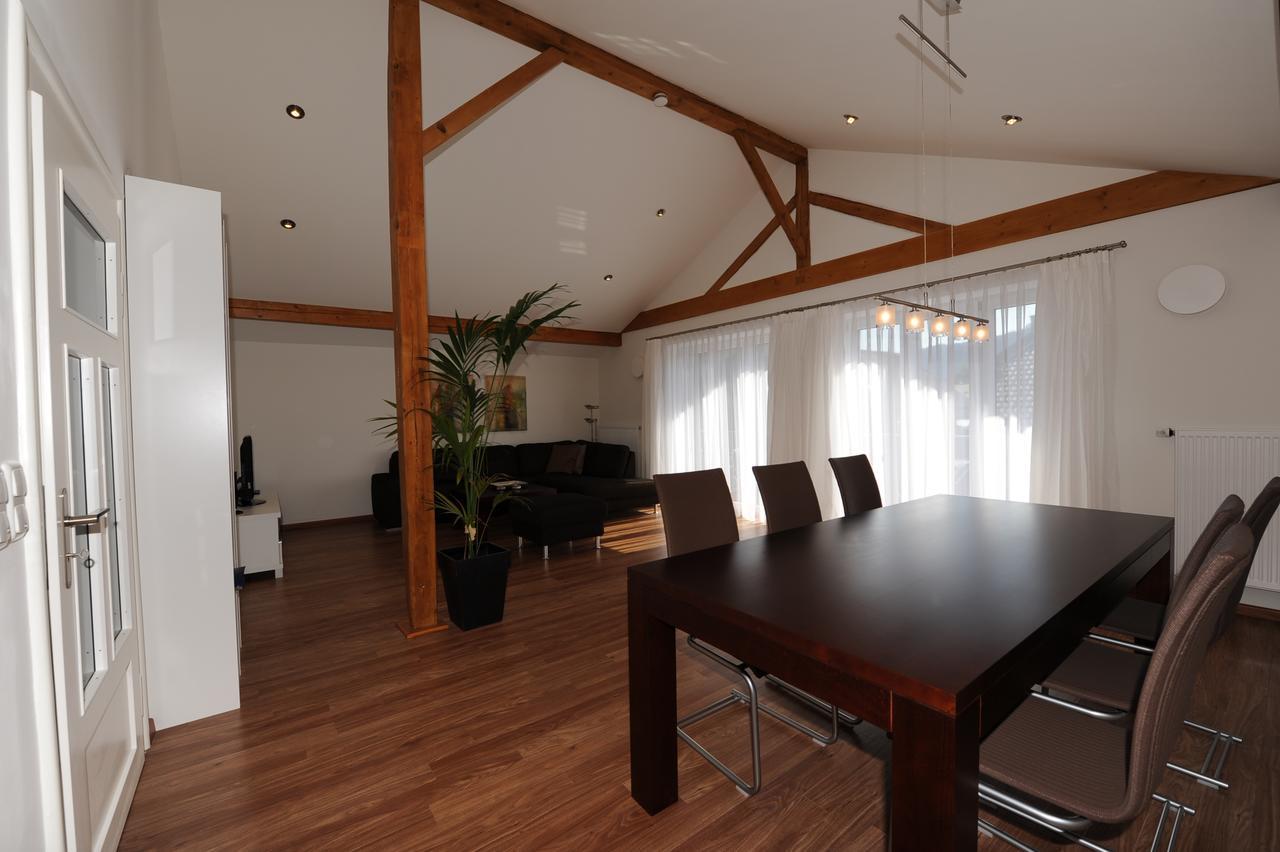 Ferienwohnung Am Kurpark -Wohnung 3,150Qm- Mit Lift การ์มิช-พาร์เทนเคียร์เชน ภายนอก รูปภาพ